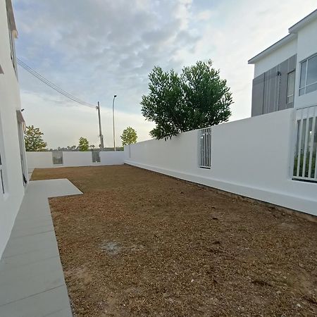 Bungavilla Resthouse Sendayan بورت ديكسون المظهر الخارجي الصورة